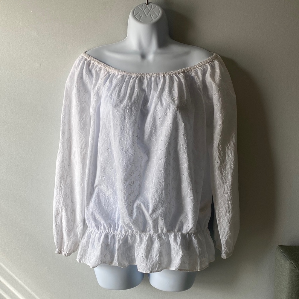 MICHAEL KORS Eyelet Off Shoulder Top L